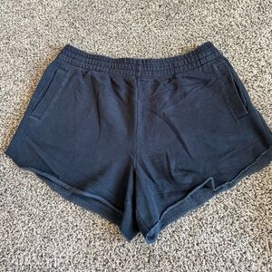 Aerie women’s black cut off sweat shorts, XL